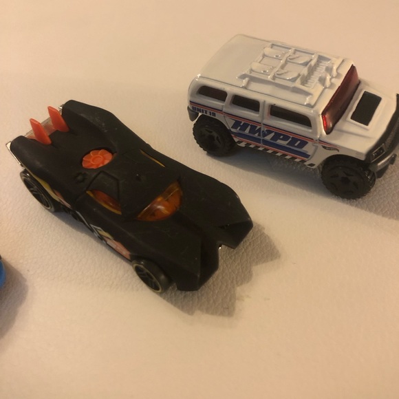 4 Hot Wheels Cars Lightning McQueen, Mario, HWPD, prototype H-24 - Picture 2 of 10